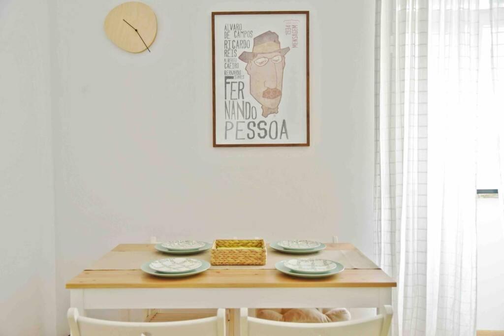 Two Bedroom Cozy Flat By River In Quiet Art Zone Lisbon Exterior photo