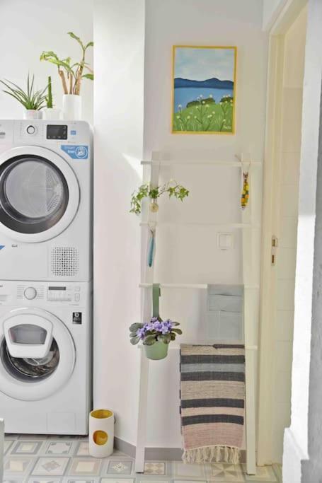 Two Bedroom Cozy Flat By River In Quiet Art Zone Lisbon Exterior photo