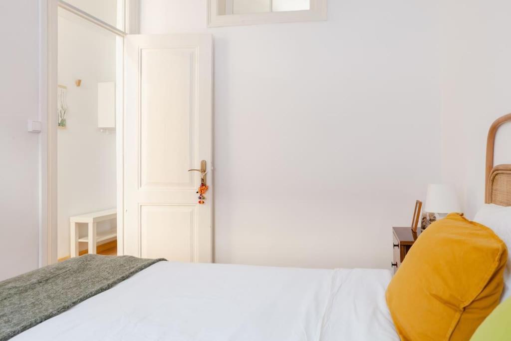 Two Bedroom Cozy Flat By River In Quiet Art Zone Lisbon Exterior photo
